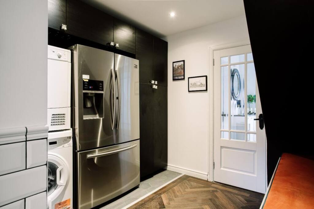 Modern & Stylish Home In The Heart Of Белфаст Экстерьер фото