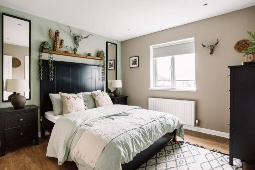 Modern & Stylish Home In The Heart Of Белфаст Экстерьер фото