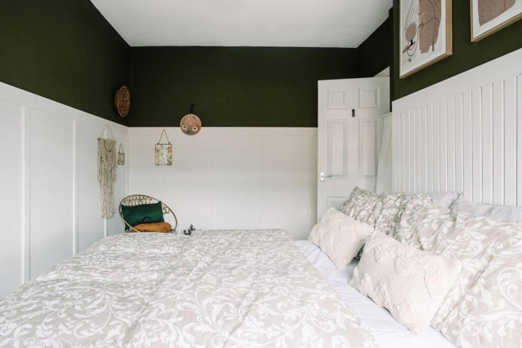 Modern & Stylish Home In The Heart Of Белфаст Экстерьер фото